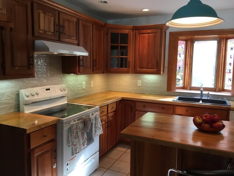 Gavin kitchen 768x576